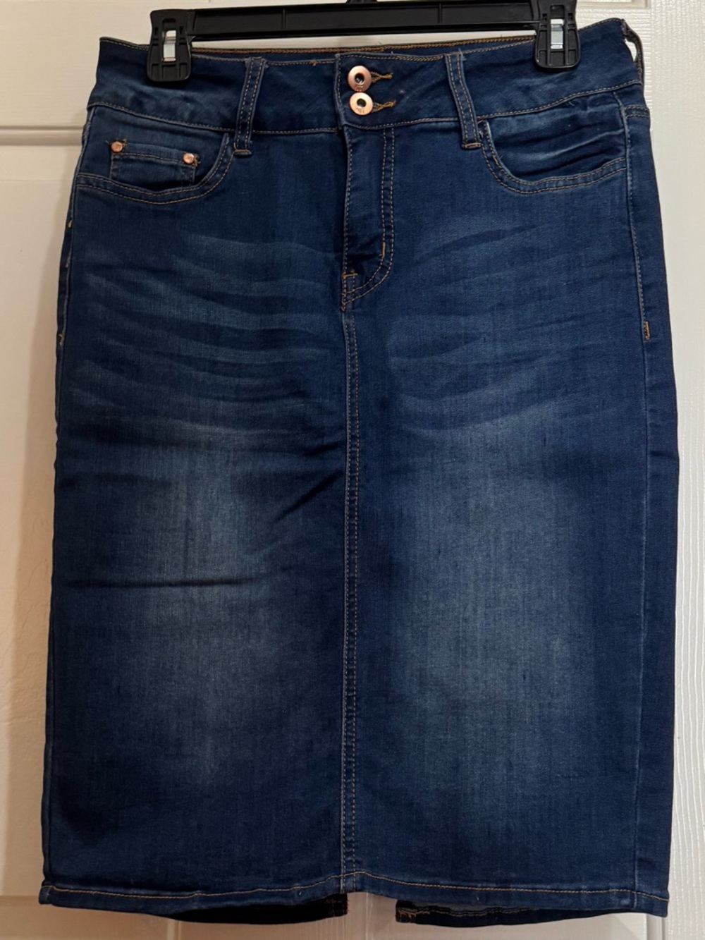 NWOT !it jeans Women's Dark Blue Jean Skirt Size 6